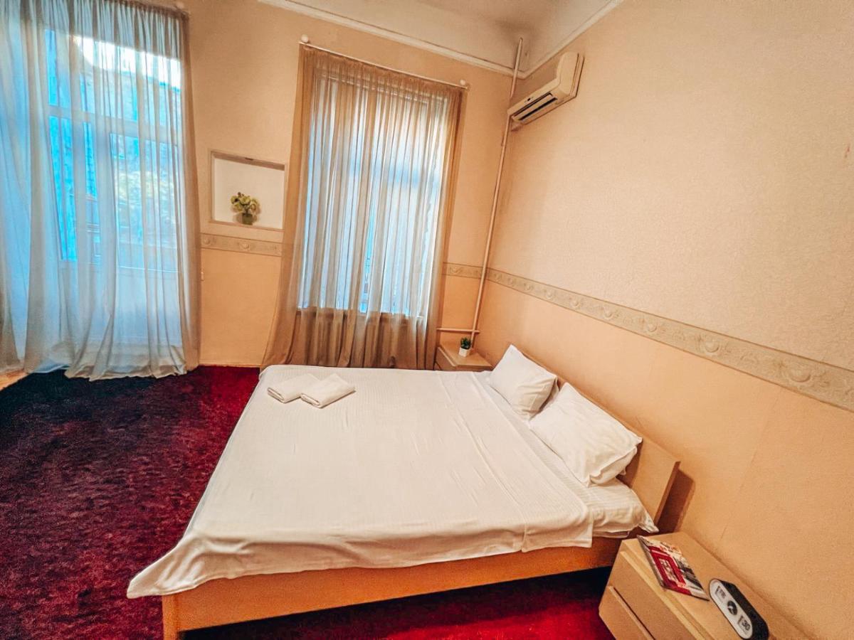 קייב Apartment - Independence Square מראה חיצוני תמונה
